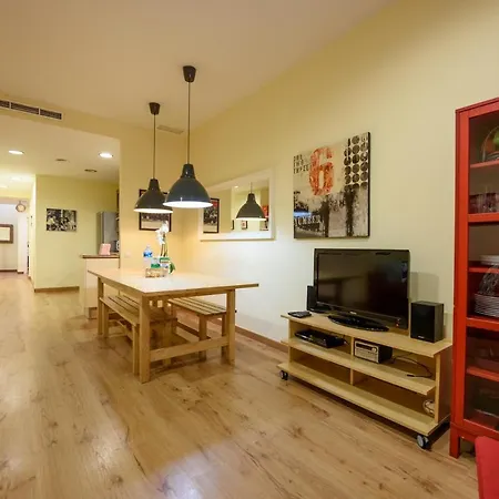 Ramblasrentals Chic & Spacious Flat Pool Table 15M Ramblas - Parking - Wifi Barcelona Exterior photo
