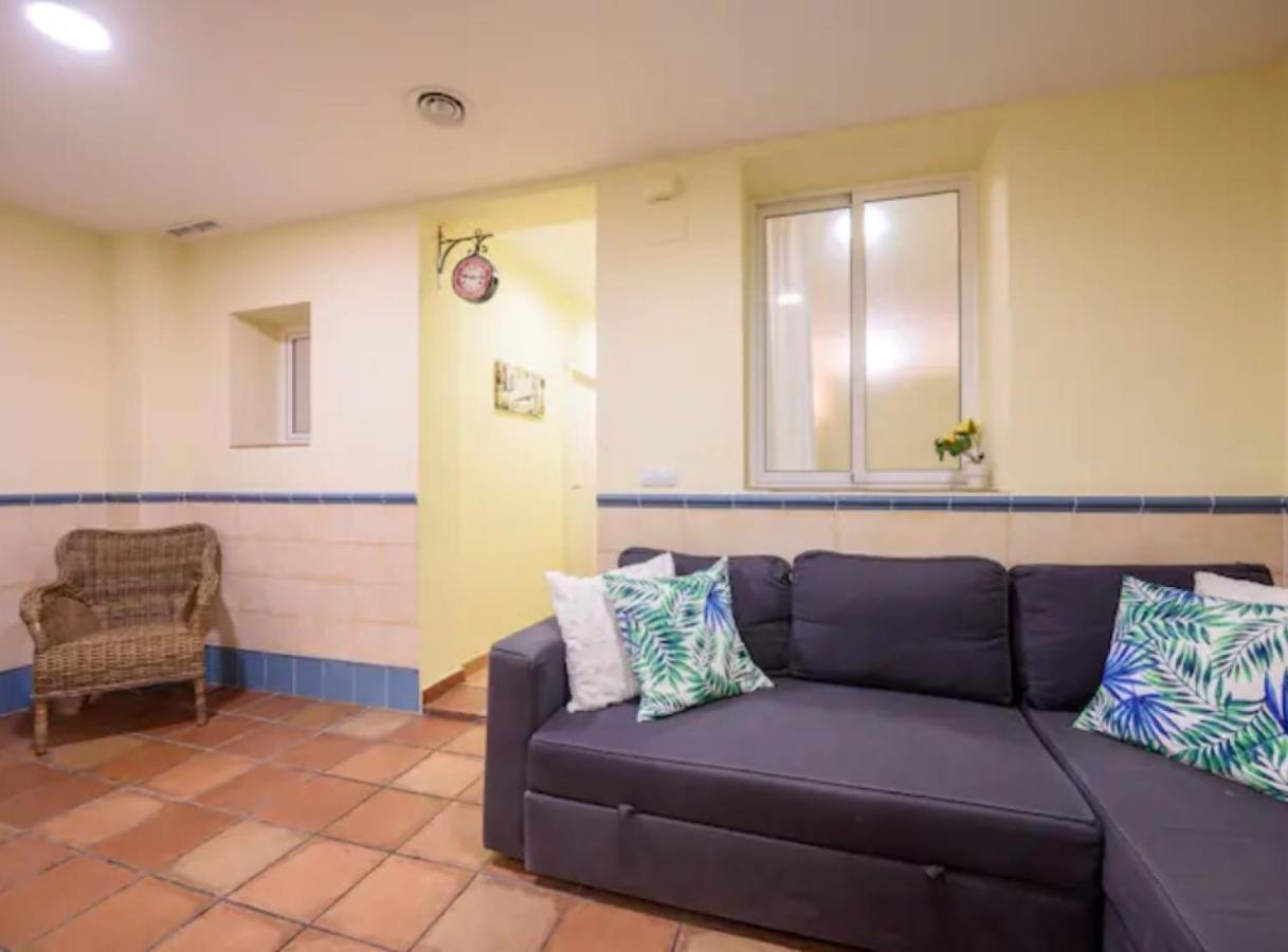 Appartamento Ramblasrentals Chic & Spacious Flat Pool Table 15m Ramblas - Parking - Wifi